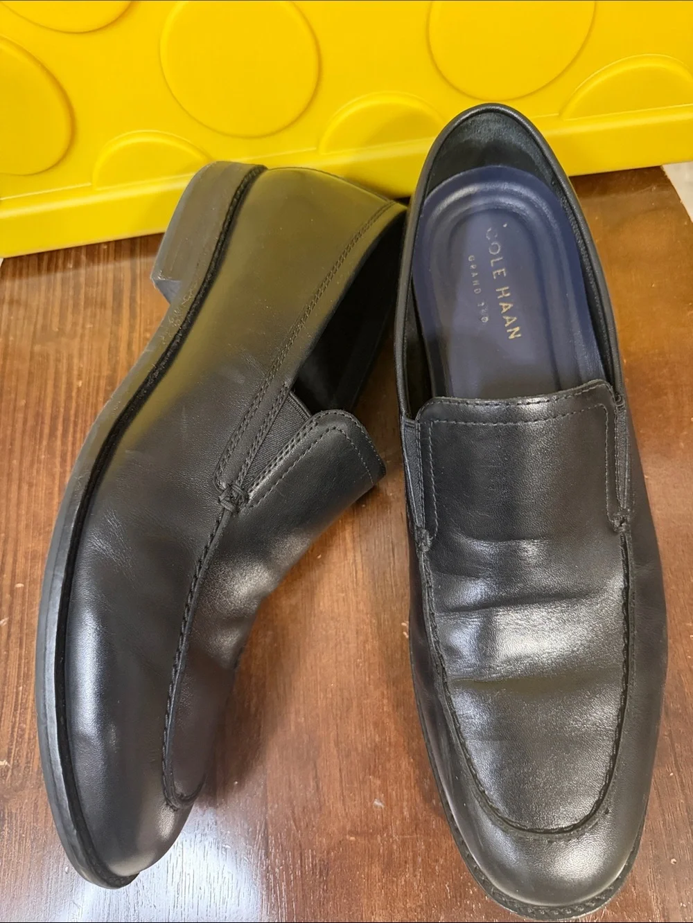 Cole Haan Black Leather Slip-On Loafers — Men’s Dress Casual Size 11